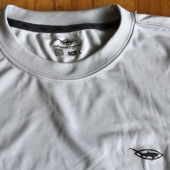 Men’s short sleeve sunshirt - size Large - Picture 2 of 3